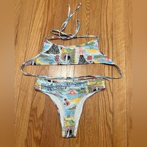 Frankie’s bikini set, multicolored (tropical island print), size small